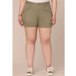 Democracy Women's Laurel Oak Olive High Rise Cargo Shorts NWT Size 18W